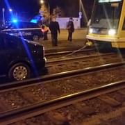 Tramvajovou dopravu v Bolevci zablokovalo další auto