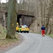 Muž se oběsil na železničním viaduktu