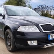 Hledá se Škoda Octavia odcizená v Komenského ulici
